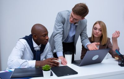 Copy-of-BINUS-Apa-Itu-Strategi-Marketing-Communication-dan-Contoh-Penerapannya_